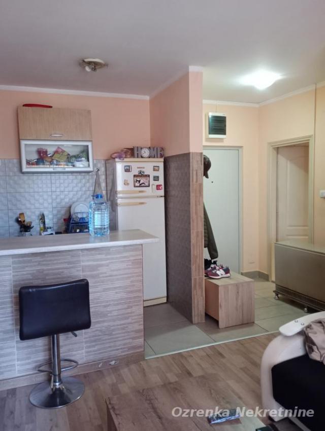 Novobeogradskih graditelja 37m2