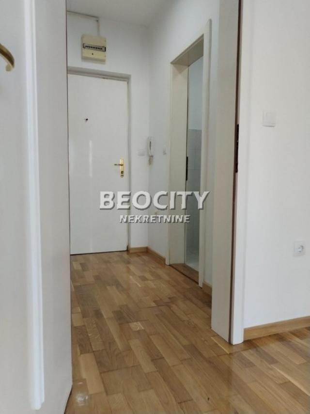 Novi Sad, Grbavica, , 1. 0, 31m2, 85550EUR