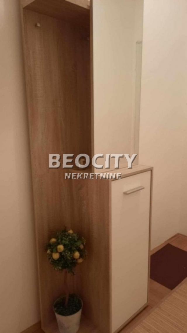 Novi Sad, Bulevar patrijarha Pavla, Bulevar patrijarha Pavla, 3. 0, 55m2, 550EUR Pet friendly