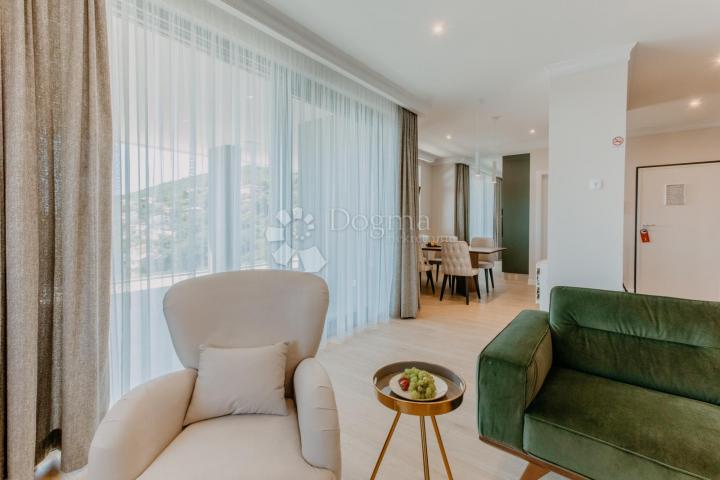 Wohnung Opatija - Centar, Opatija, 152,30m2