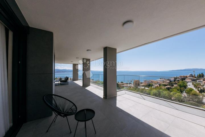 Wohnung Opatija - Centar, Opatija, 152,30m2