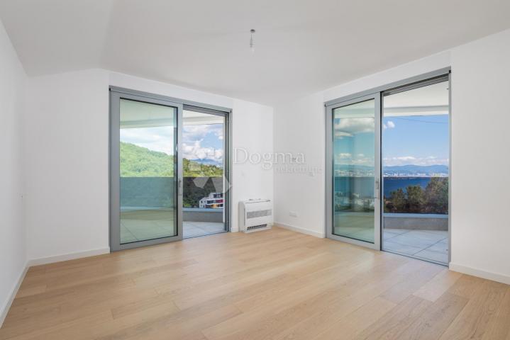 OPATIJA, centar, PENTHOUSE, 261 m2