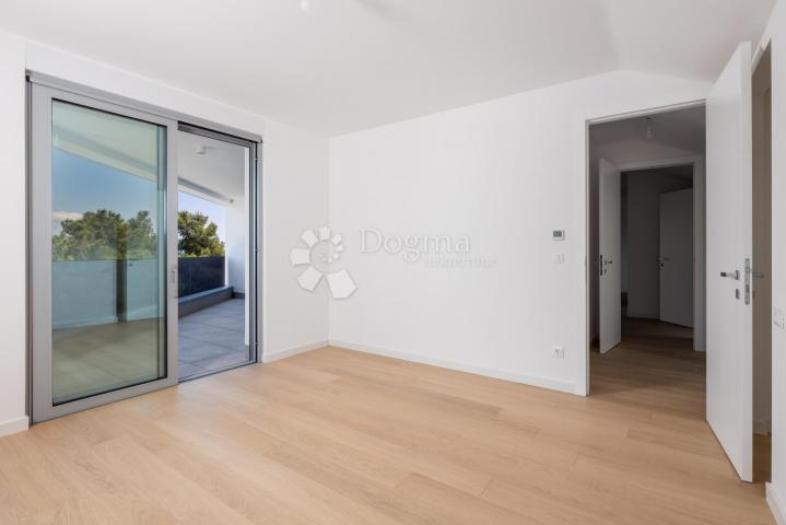 Wohnung Opatija - Centar, Opatija, 261,01m2