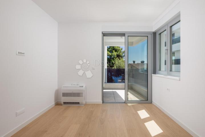 Wohnung Opatija - Centar, Opatija, 261,39m2