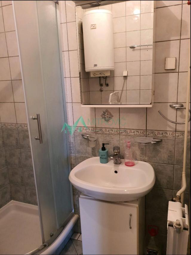 Izdavanje, Stan, 48m2 , Centar