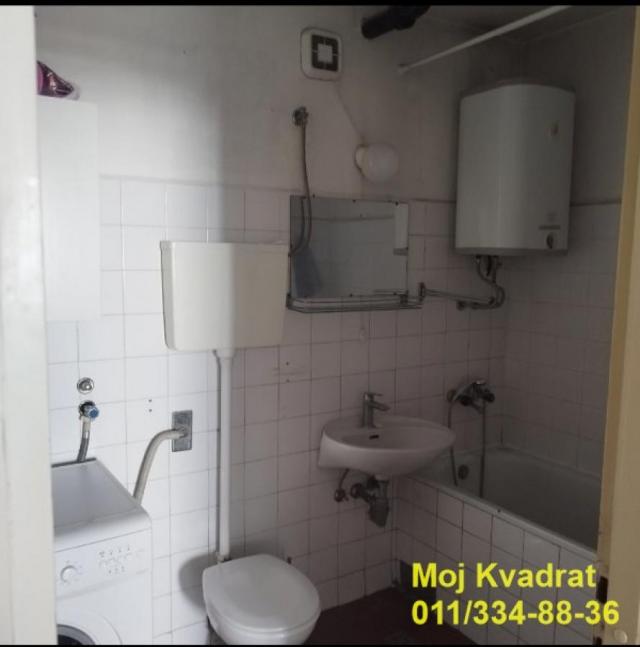 Novi Beograd, Blok 61 - Dušana Vukasovića, 63m2