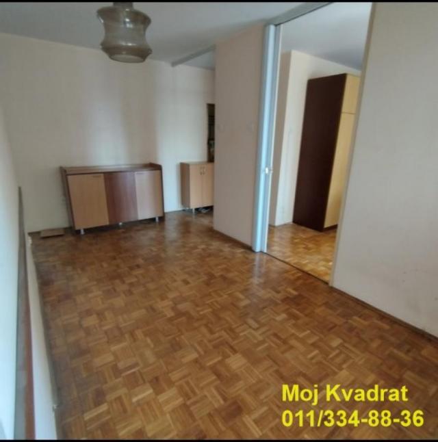 Novi Beograd, Blok 61 - Dušana Vukasovića, 63m2