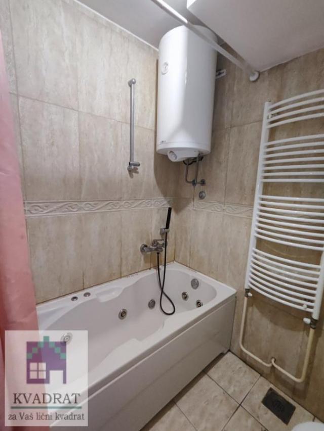 Kuća za izdavanje 100 m², Obrenovac, Gaj – 650 € (POLUNAMEŠTENA)