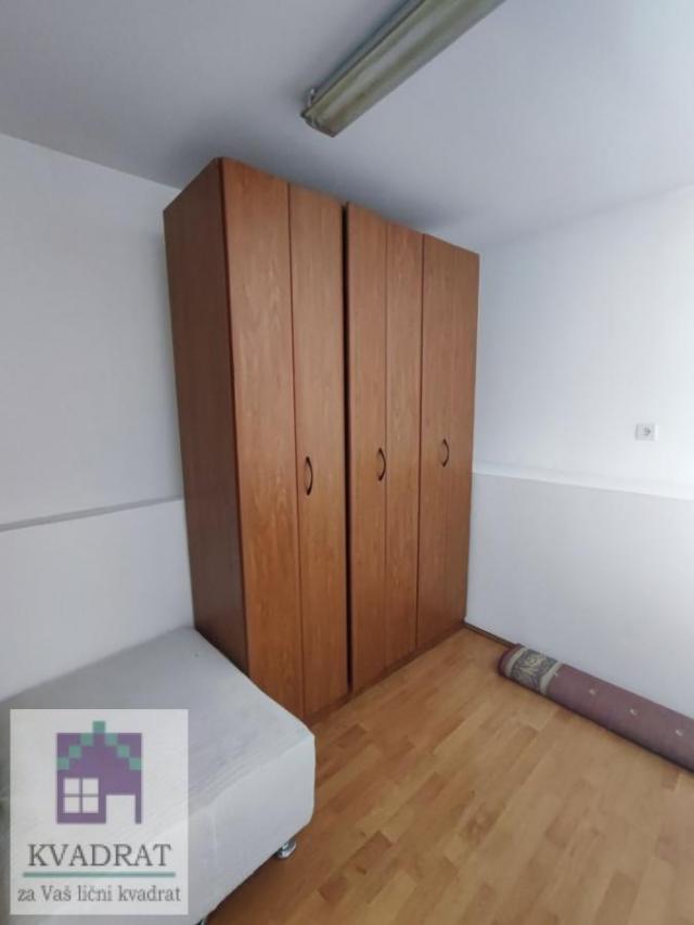 Kuća za izdavanje 100 m², Obrenovac, Gaj – 650 € (POLUNAMEŠTENA)