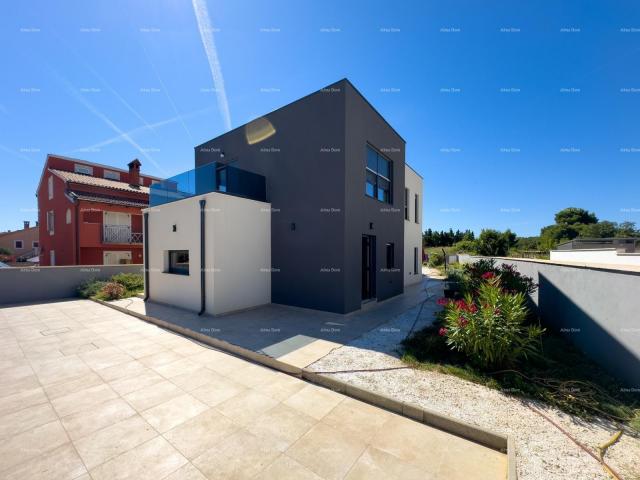 Haus Istrien, Ližnjan, 1 km vom Zentrum von Medulin, neues modernes Haus mit Pool für den Urlaub.