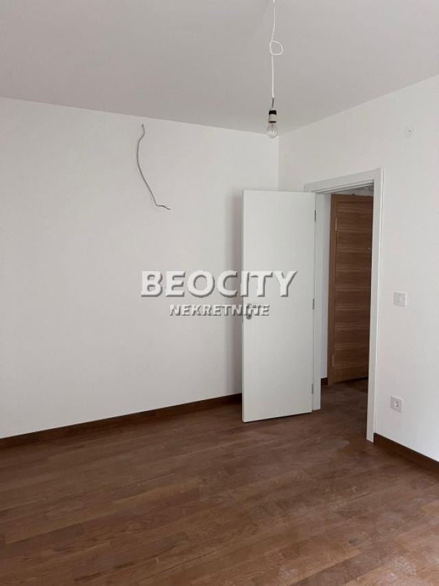 Voždovac, Autokomanda, Borisavljevićeva, 2. 5, 75m2, 800EUR