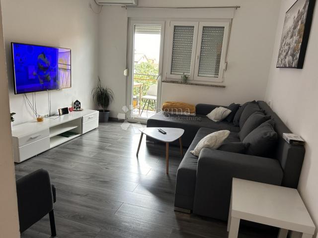 Wohnung Pehlin, Rijeka, 77m2