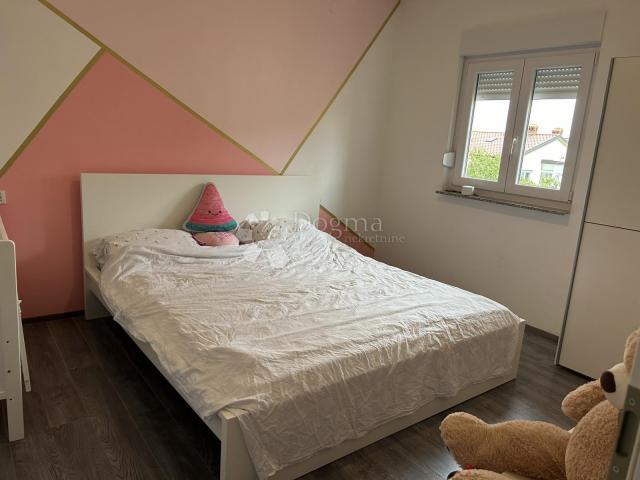 Flat Pehlin, Rijeka, 77m2