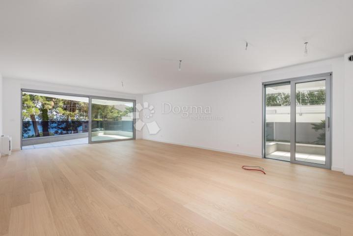 Wohnung Opatija - Centar, Opatija, 134,33m2