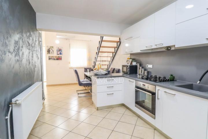 Wohnung Novigrad, 90m2