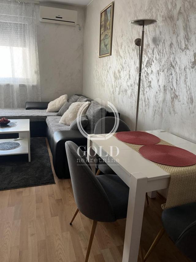 IZDAVANJE Stan 2. 0: NOVI SAD-Novi Sad-Centar, Gundulićeva, 42. 00m2, 450 eur ID#8297