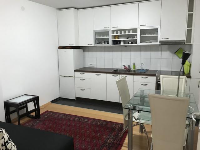 Izdavanje, Kuća, 64. 00m2 , Bresnica