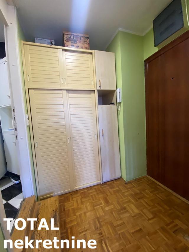 2. 5 Dvoiposoban stan NOVI SAD, 123600€