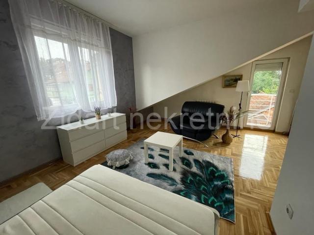 Čukarica-Bele vode-Pet friendly-Lux trosoban penthouse