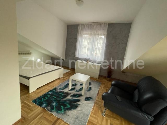 Čukarica-Bele vode-Pet friendly-Lux trosoban penthouse