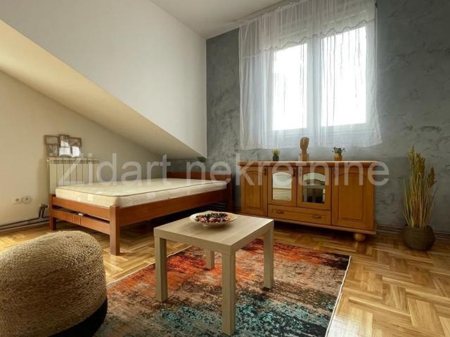 Čukarica-Bele vode-Pet friendly-Lux trosoban penthouse