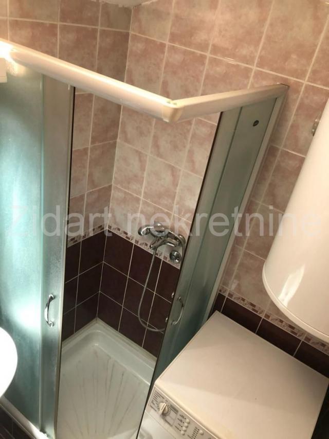 Čukarica-Bele vode-Pet friendly-Lux trosoban penthouse