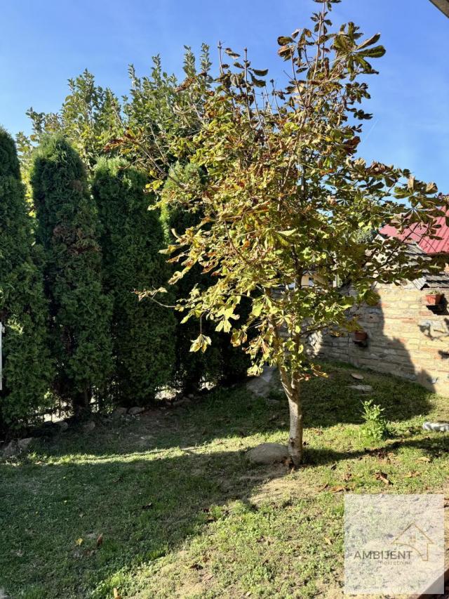 Montažna kuća u Rumi, 61m2 na 3. 6a placa