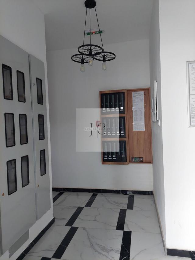 Trosoban stan na prodaju, Preradoviceva, Petrovaradin, 62m²