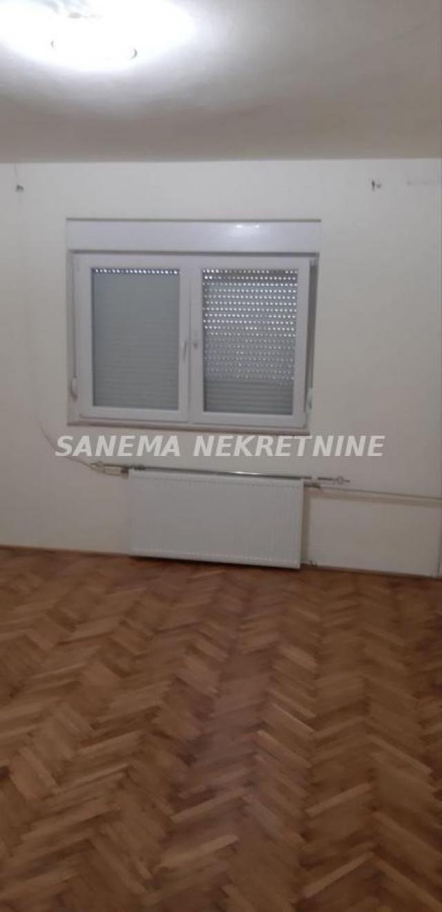 RENOVIRANA KUĆA