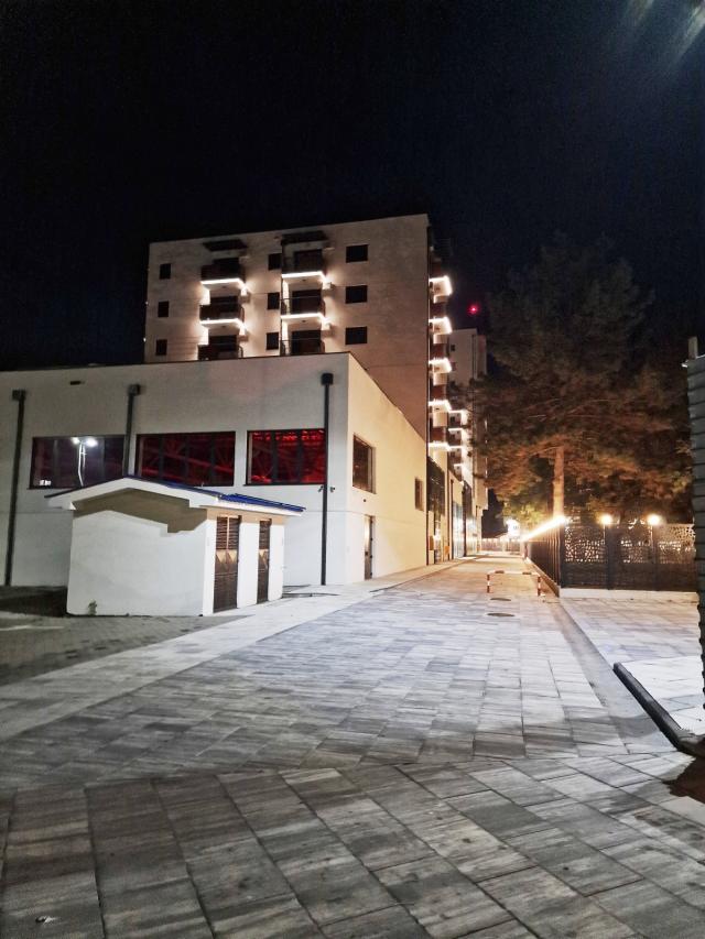 Lux apartman u kompleksu Crnjanski