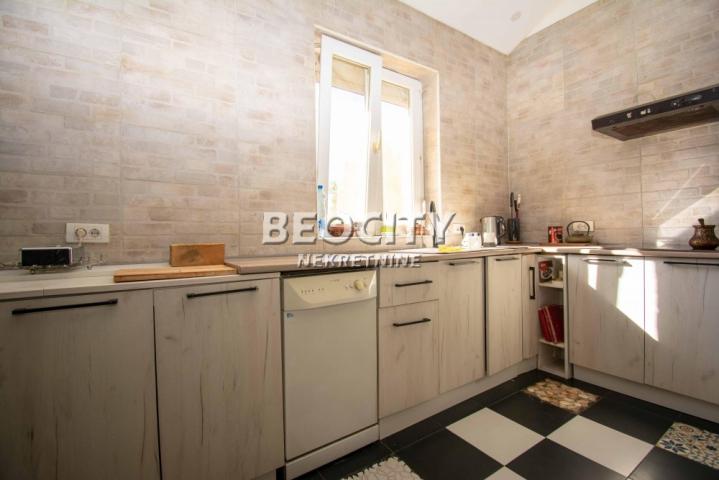 Sopot, Nemenikuće, Toplice Milana, 5. 0, 300m2, 250000EUR