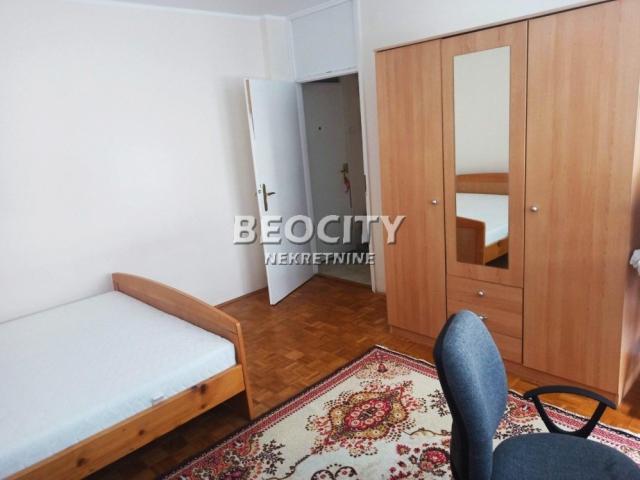 Novi Sad, Liman 1, Milke Grgurove, 2. 5, 62m2, 500EUR