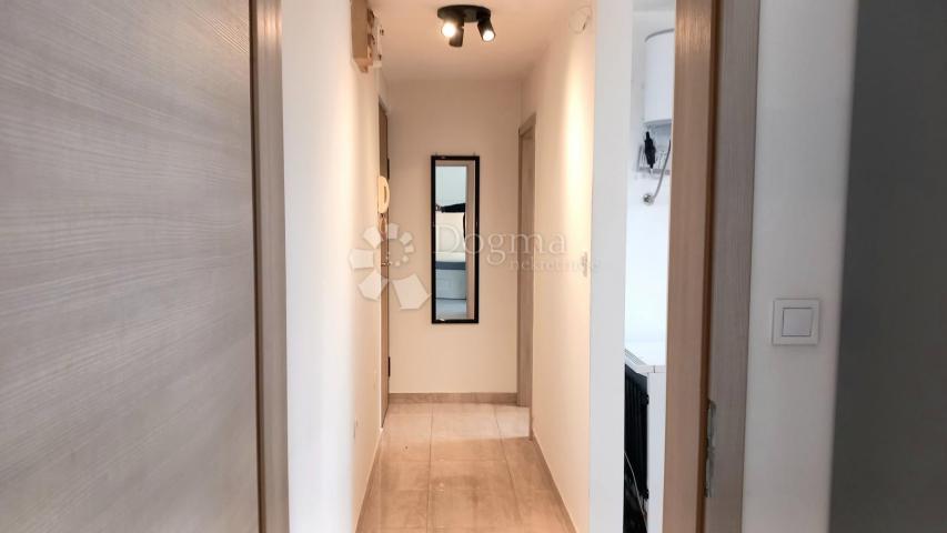 Flat Folnegovićevo naselje, Peščenica - Žitnjak, 33m2