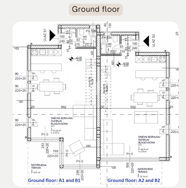 Neu gebaute Doppelhaushälfte, 400 Meter vom Meer entfernt!