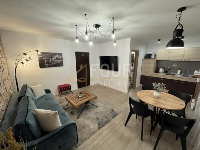 Flat Centar, Rijeka, 81,18m2