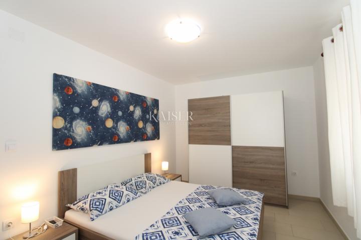 Pula, Veli Vrh - modern apartment 62m2 on the ground floor