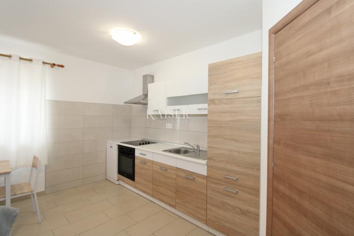 Pula, Veli Vrh - moderne Wohnung 62m2 im Erdgeschoss