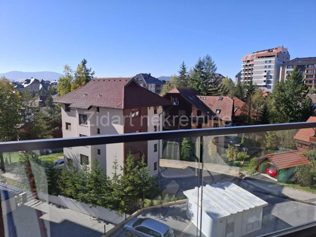 Erska, Lux apartman 41 m2, parking, Izuzetno