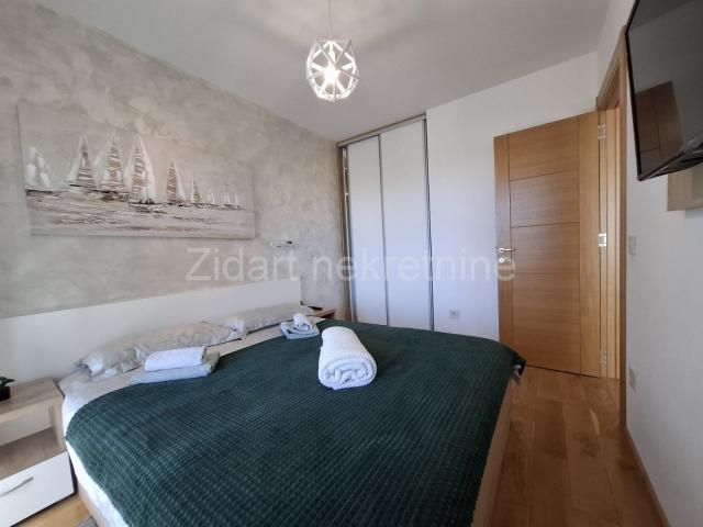 Erska, Lux apartman 41 m2, parking, Izuzetno