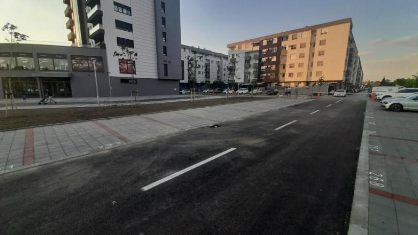 Izdajemo parking mesto kod Sajma