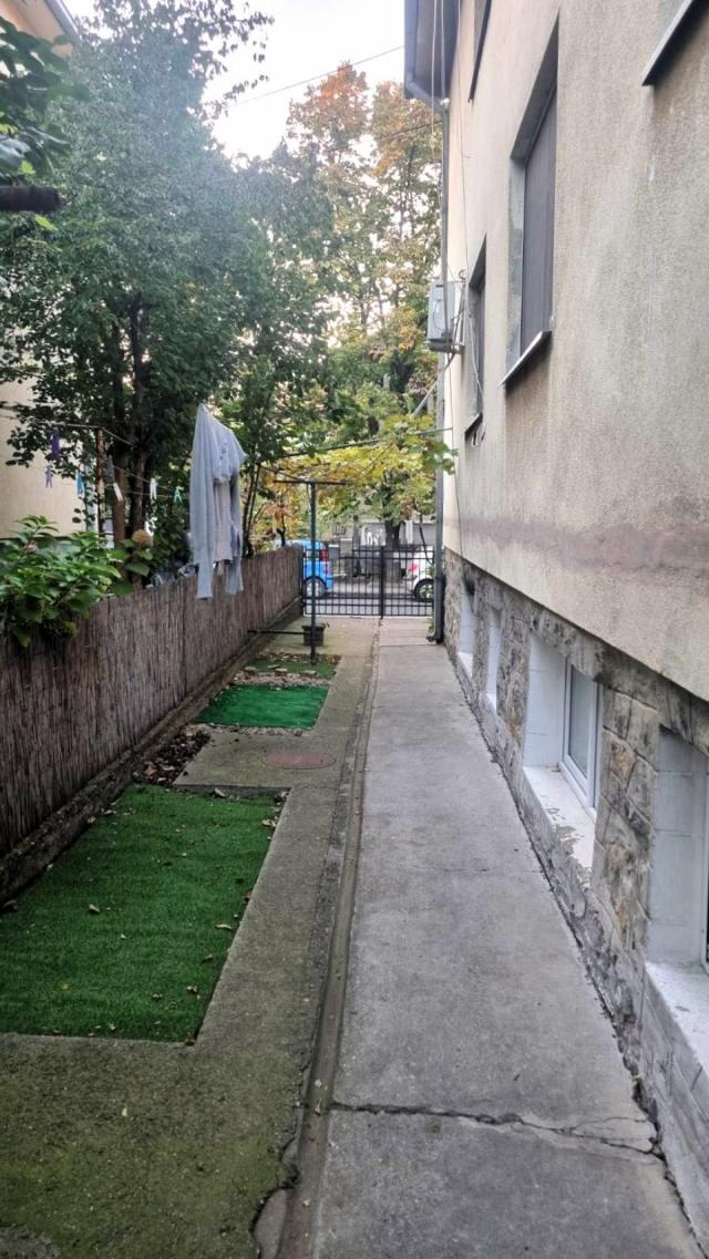 Galenika, Vere Dimitrijević, 50m2, 1. 5, Vpr/1, uknj