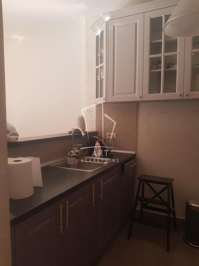 Dorćol, Cara Uroša, 64m2 ID#9106