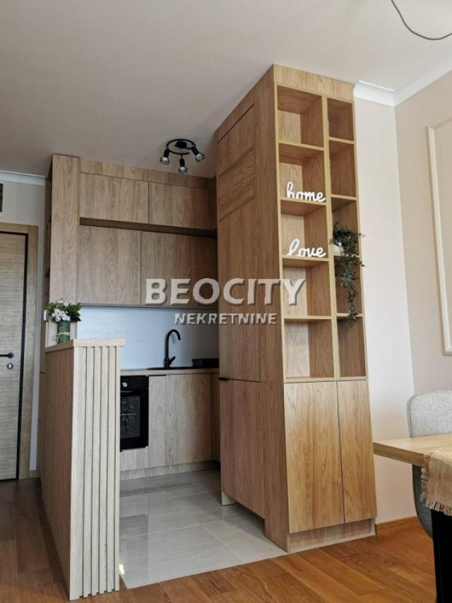 Novi Sad, Centar, Radnička, 2. 0, 44m2, 800EUR