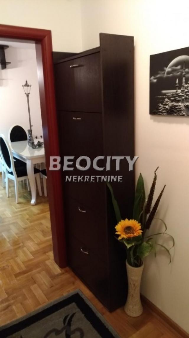 Novi Sad, Sajam, Branka Bajića, 2. 0, 48m2, 120000EUR