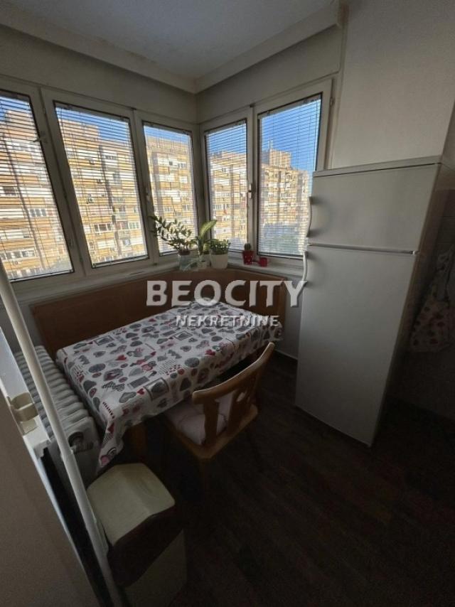 Novi Sad, Bulevar Oslobođenja, , 3. 0, 76m2, 500EUR