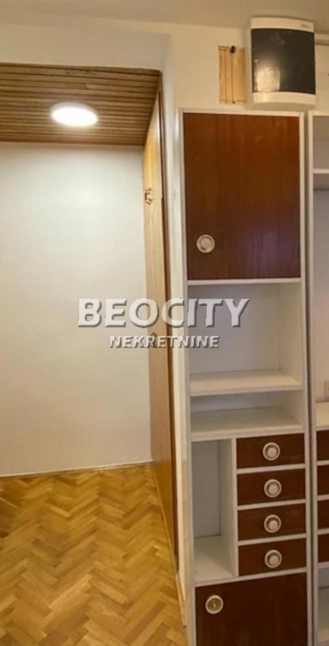 Novi Sad, Centar, Vase Stajića, 1. 0, 38m2, 112100EUR