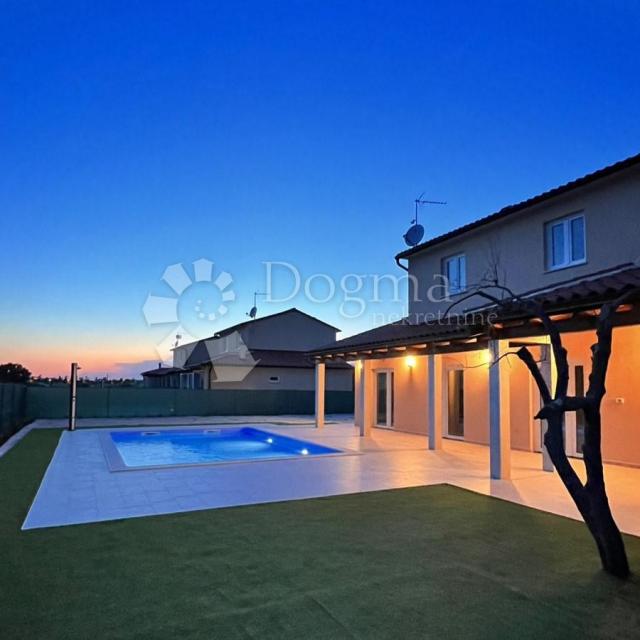 New house with swimming pool near Fažana! 1.5 km to beautiful beaches