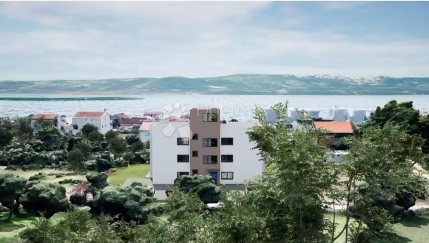 APARTMAN U PRIZEMLJU S VRTOM - A1 - TURANJ