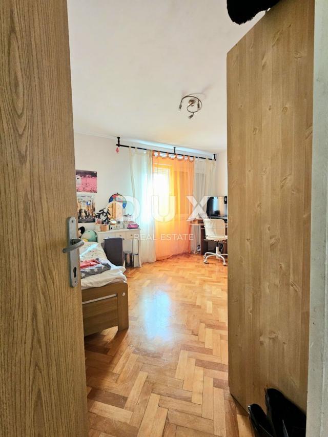 ISTRIEN, PULA, STOJA - 2BR+DB möbliertes Familienapartment in begehrter Lage