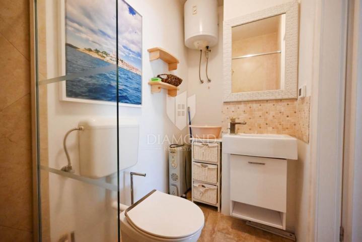 Rovinj stari grad, romantičan apartman u prizemlju zgrade